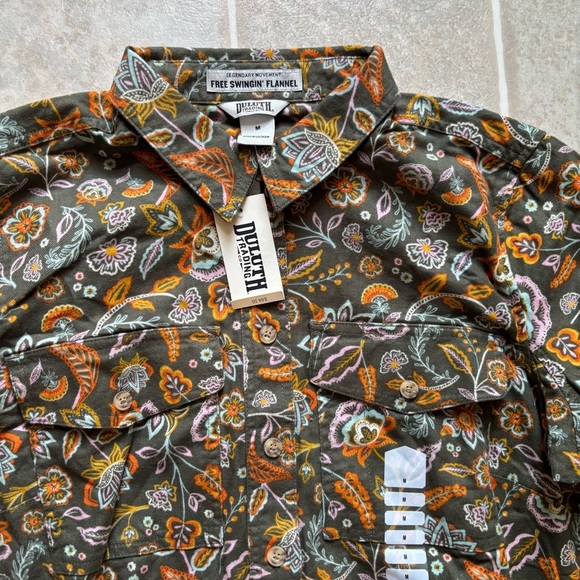 Yellow and Green Cuffed Sleeve Button Down Shirt with Notched Collar - Picture 6 of 11